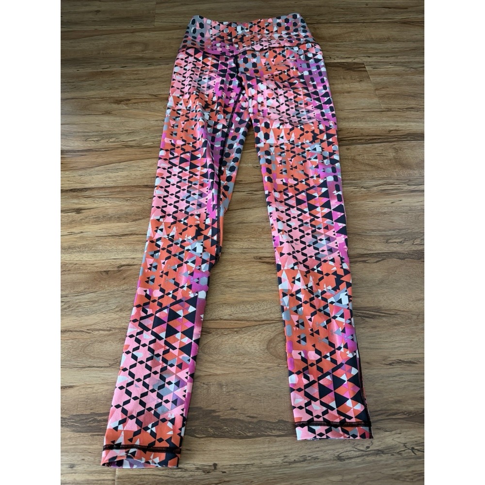 Victoria's Secret Sport Knockout Tight Pink Orange Triangle geometric pattern XS